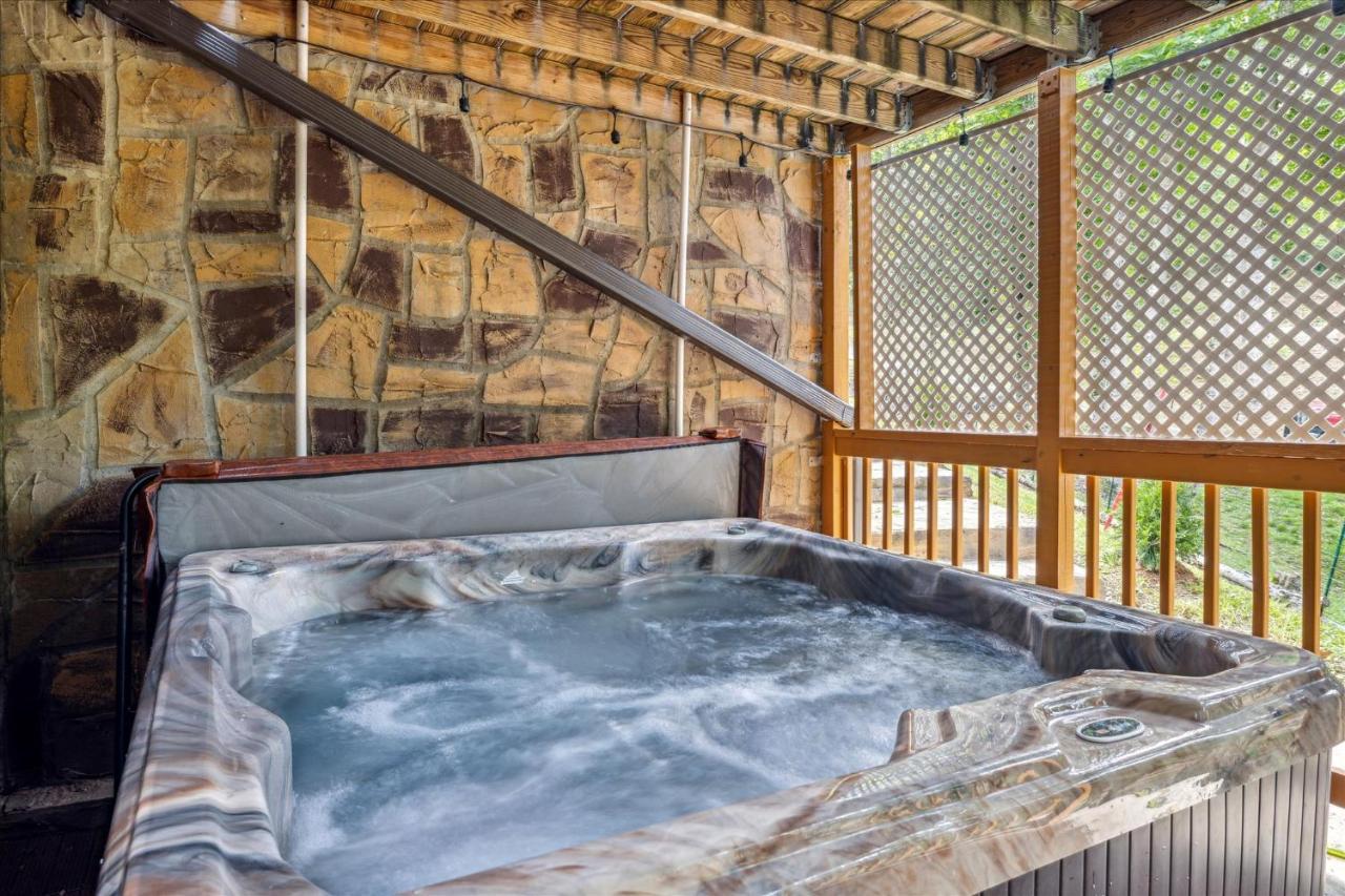 Smokey Max Chalet Sevierville Ngoại thất bức ảnh